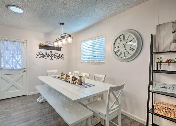 Renovated W/ Fire Pit In Munds Park!