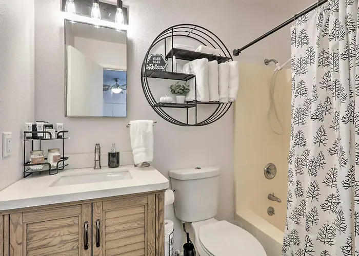 Renovated W/ Fire Pit In Munds Park!